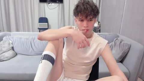 your_shy_guy online show from 02.04.25