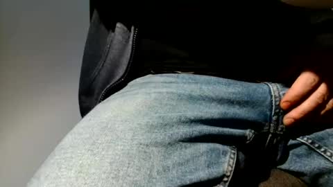 Snapshot of your_tipie chatting on 04.14.26 your_tipie online show from 04.14.26