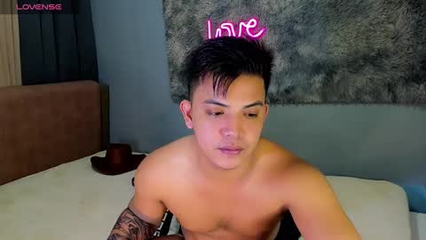 yourasian_bradley online show from 01.17.26