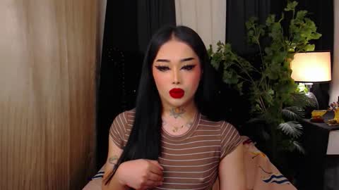 kim online show from 12.03.25