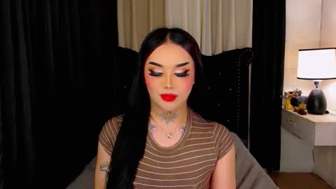 kim online show from 12.14.25