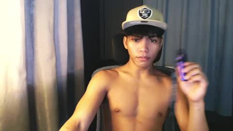 Snapshot of yourboycumrain chatting on 07.19.26 rainy online show from 07.19.26