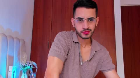 Snapshot of yourboynextdoor1 chatting on 01.04.25 YOURBOYNEXTDOOR online show from 01.04.25