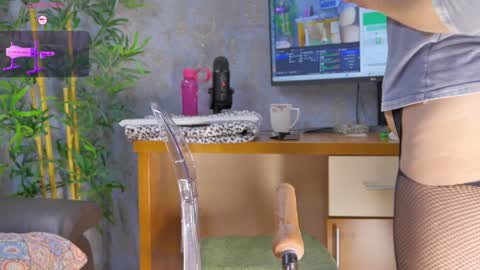 Anna online show from 01.23.25