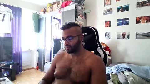 Snapshot of yourchrisjizz chatting on 10.08.25 yourchrisjizz online show from 10.08.25