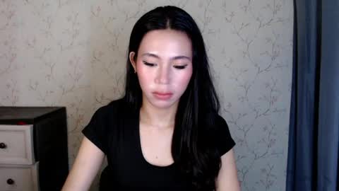 Snapshot of yourdreamgirlgwen chatting on 07.22.26 GWENI online show from 07.22.26