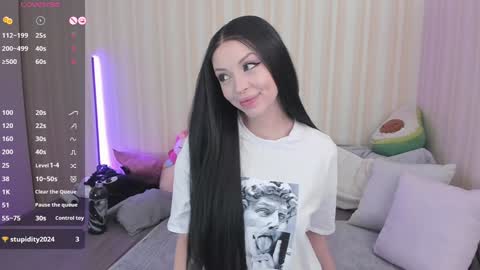 Snapshot of youreyesgazm chatting on 12.21.24 Mary online show from 12.21.24