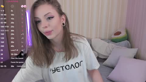 Snapshot of youreyesgazm chatting on 12.26.24 Mary online show from 12.26.24