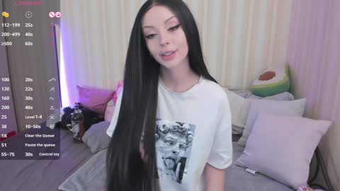 Snapshot of youreyesgazm chatting on 12.30.24 Mary online show from 12.30.24