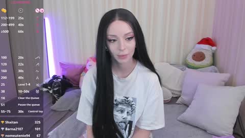 Snapshot of youreyesgazm chatting on 01.06.25 Mary online show from 01.06.25