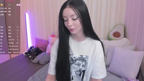 Snapshot of youreyesgazm chatting on 01.21.25 Mary online show from 01.21.25