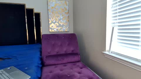 Horny Hotwife Wants To Play online show from 10.07.25