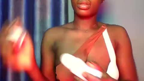 Snapshot of yourfavcamgirl_ chatting on 01.07.26 favcamgirl online show from 01.07.26