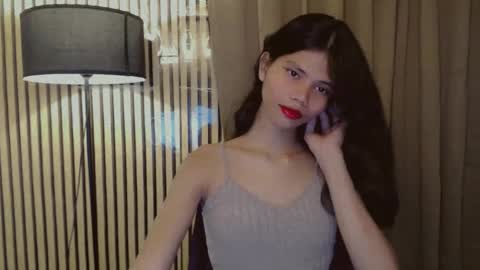 Snapshot of yourfavoratevivian chatting on 10.30.25 Vivian online show from 10.30.25