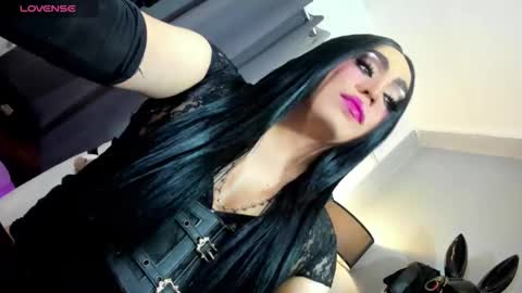  not into STINGY and CHEAP people online show from 10.18.25