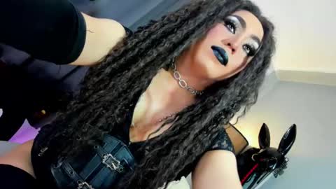  not into STINGY and CHEAP people online show from 11.06.25