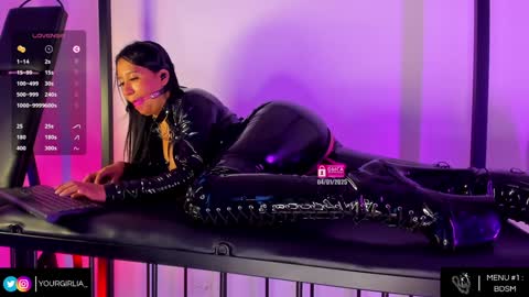 Call me Lia        online show from 01.04.25