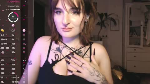 Snapshot of yourhanna_ chatting on 05.21.26 hanna online show from 05.21.26