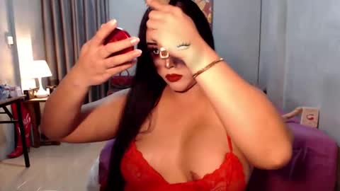 Snapshot of yourhighnesscassy chatting on 01.15.25 Cassy online show from 01.15.25