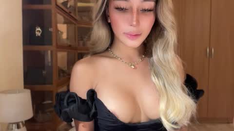 Pearl online show from 02.21.26