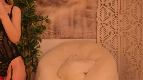 Sarah online show from 03.07.25