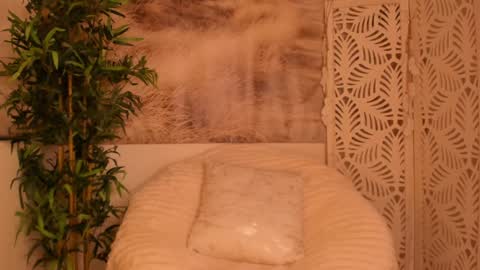 Sarah online show from 02.11.26