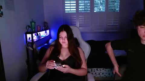 yourmila1 online show from 02.17.26