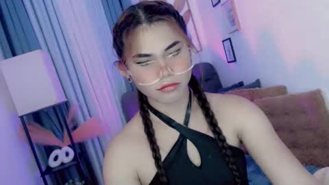 yourprettyblythe_ts online show from 03.26.26