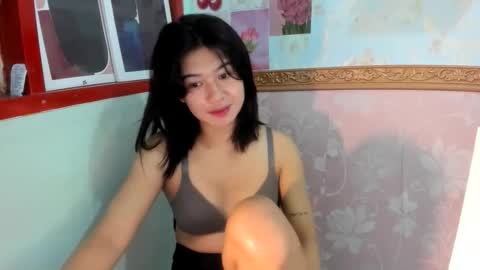 Snapshot of yourprettytrish chatting on 04.24.26 Trish online show from 04.24.26