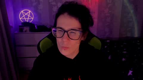 Snapshot of yourscosmic chatting on 01.23.25 Yours Cosmic online show from 01.23.25