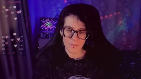 Snapshot of yourscosmic chatting on 09.09.25 Yours Cosmic online show from 09.09.25