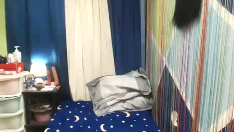 Snapshot of yoursexdivaxxx chatting on 04.19.26 Nica Trocio online show from 04.19.26