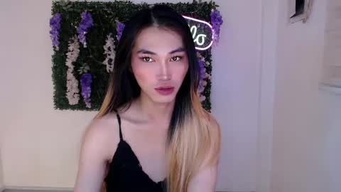    online show from 02.11.25