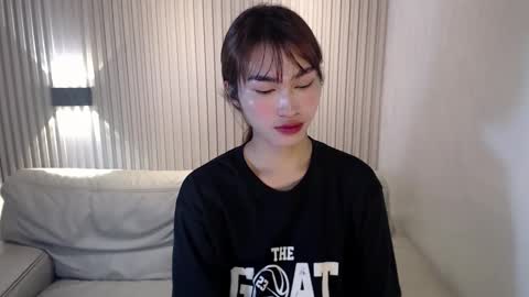 Snapshot of yoursexservice chatting on 12.18.25 online show from 12.18.25