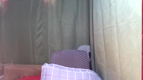 Snapshot of yourshygirl82 chatting on 12.16.24 im MAY online show from 12.16.24