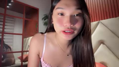 yoursluttyashxx online show from 04.08.26