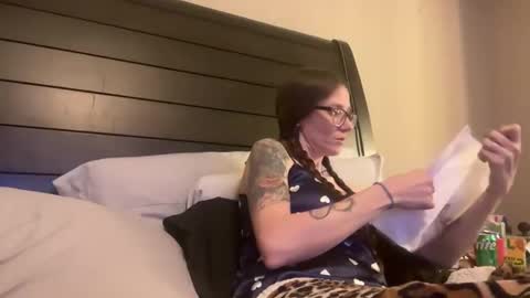yourstrulylivy online show from 12.31.24