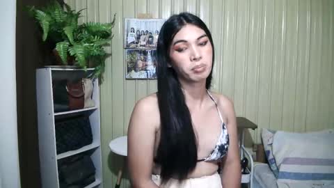 Snapshot of yoursubmissive_larah chatting on 05.11.26 yoursubmissive_larah online show from 05.11.26