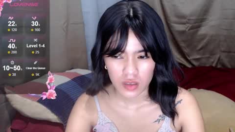 Snapshot of yoursweet_asian20 chatting on 10.14.25 Maddie online show from 10.14.25