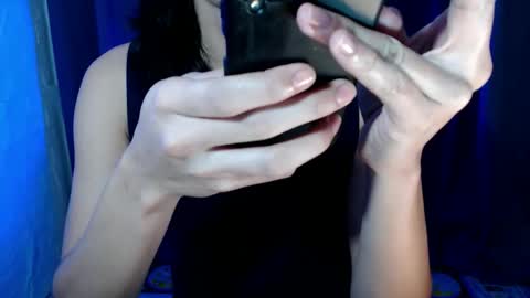 Snapshot of yoursweet_sandra chatting on 10.15.25 MYSTERIOUS QUEEN online show from 10.15.25