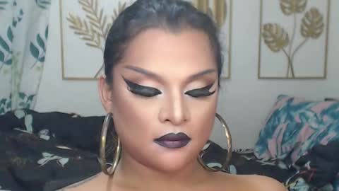 Snapshot of yourtrannyqueenxxx chatting on 09.29.25 Anastacia Grey online show from 09.29.25