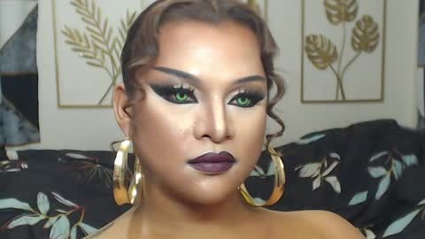 Snapshot of yourtrannyqueenxxx chatting on 04.24.26 Anastacia Grey online show from 04.24.26