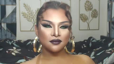 Snapshot of yourtrannyqueenxxx chatting on 05.02.26 Anastacia Grey online show from 05.02.26