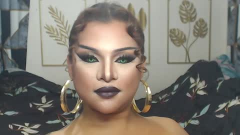 Snapshot of yourtrannyqueenxxx chatting on 05.03.26 Anastacia Grey online show from 05.03.26