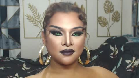 Snapshot of yourtrannyqueenxxx chatting on 05.04.26 Anastacia Grey online show from 05.04.26
