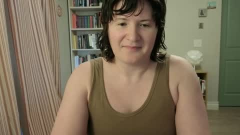 Rose Noire online show from 04.08.26