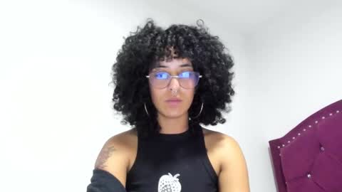 elizabeth  ju   online show from 03.04.25