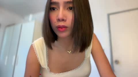 YowgineTheGreat online show from 04.09.26