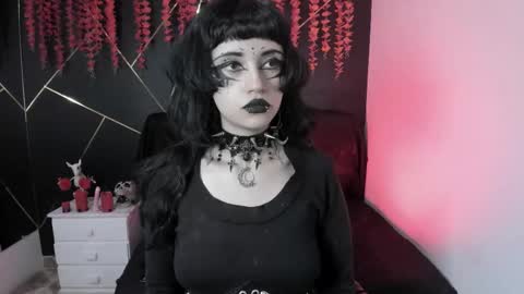 Yue Eclipsa online show from 11.07.25