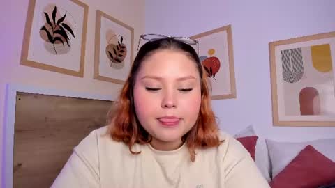 Snapshot of yuli_cardona_ chatting on 07.16.26 Yuliet online show from 07.16.26